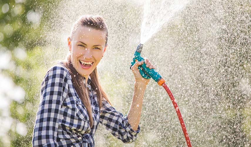 Hoe vaak graszoden sproeien headerfoto